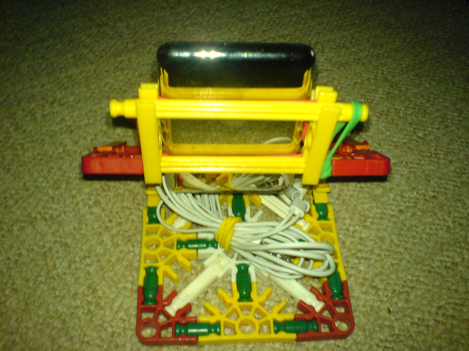 ipod stand 002.jpg