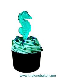 isomalt seahorse.jpg