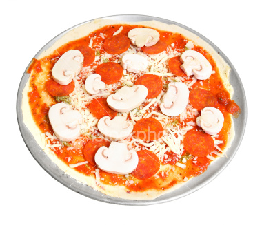 istockphoto_2944872-uncooked-pizza.jpg