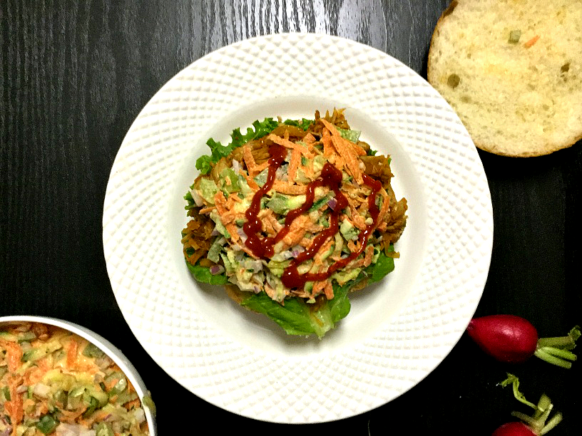 jackfruit burger with zucchini-carrot coleslaw 2a.png