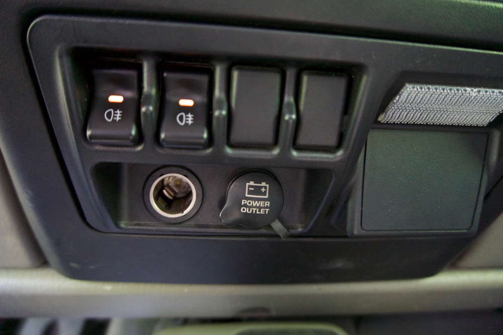 jeep-tj-switches-inside.jpg