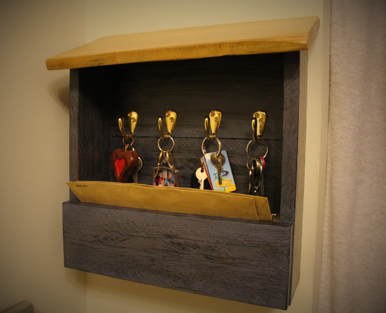 key holder .jpg