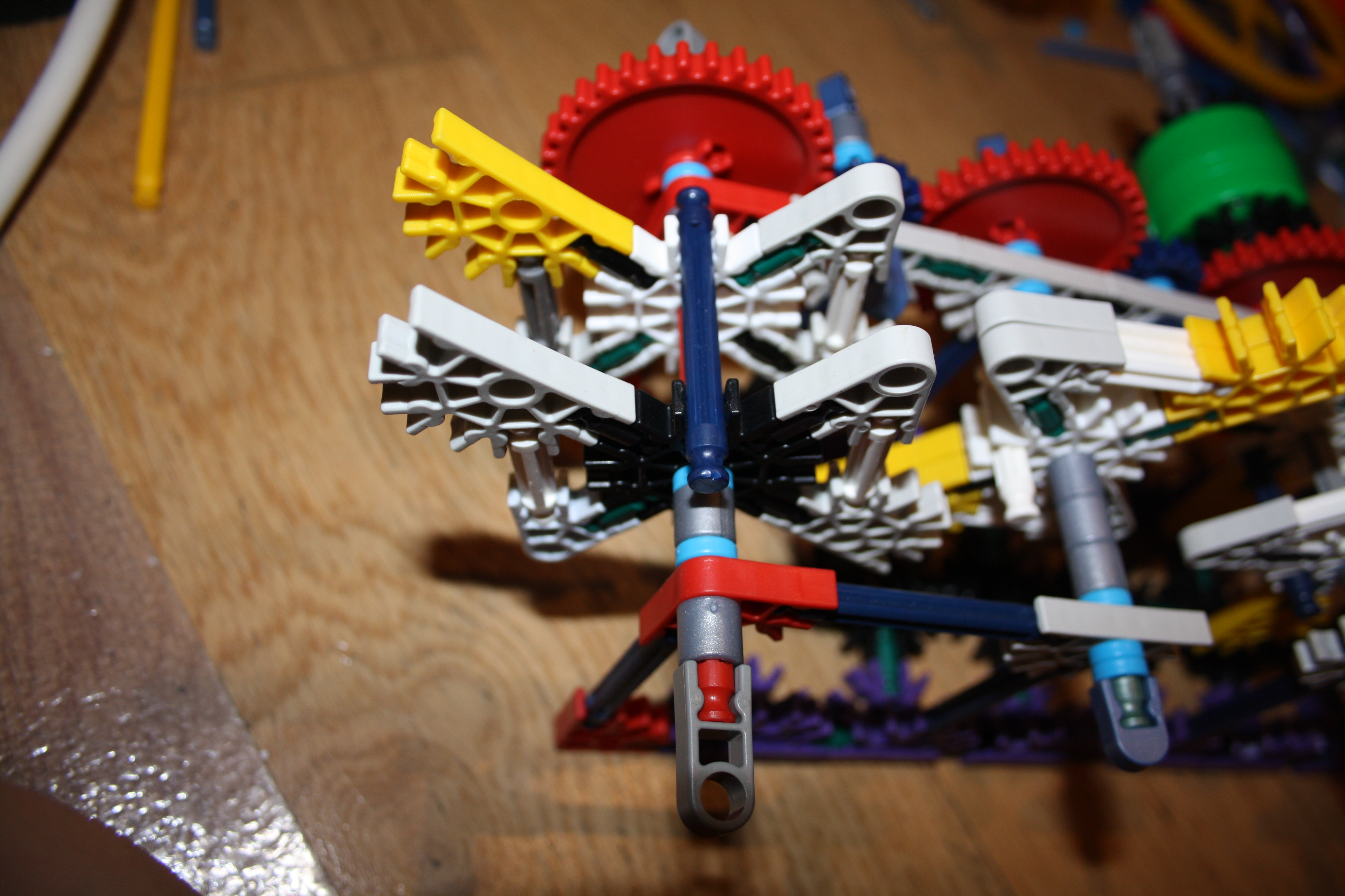 knex and bling 076.JPG