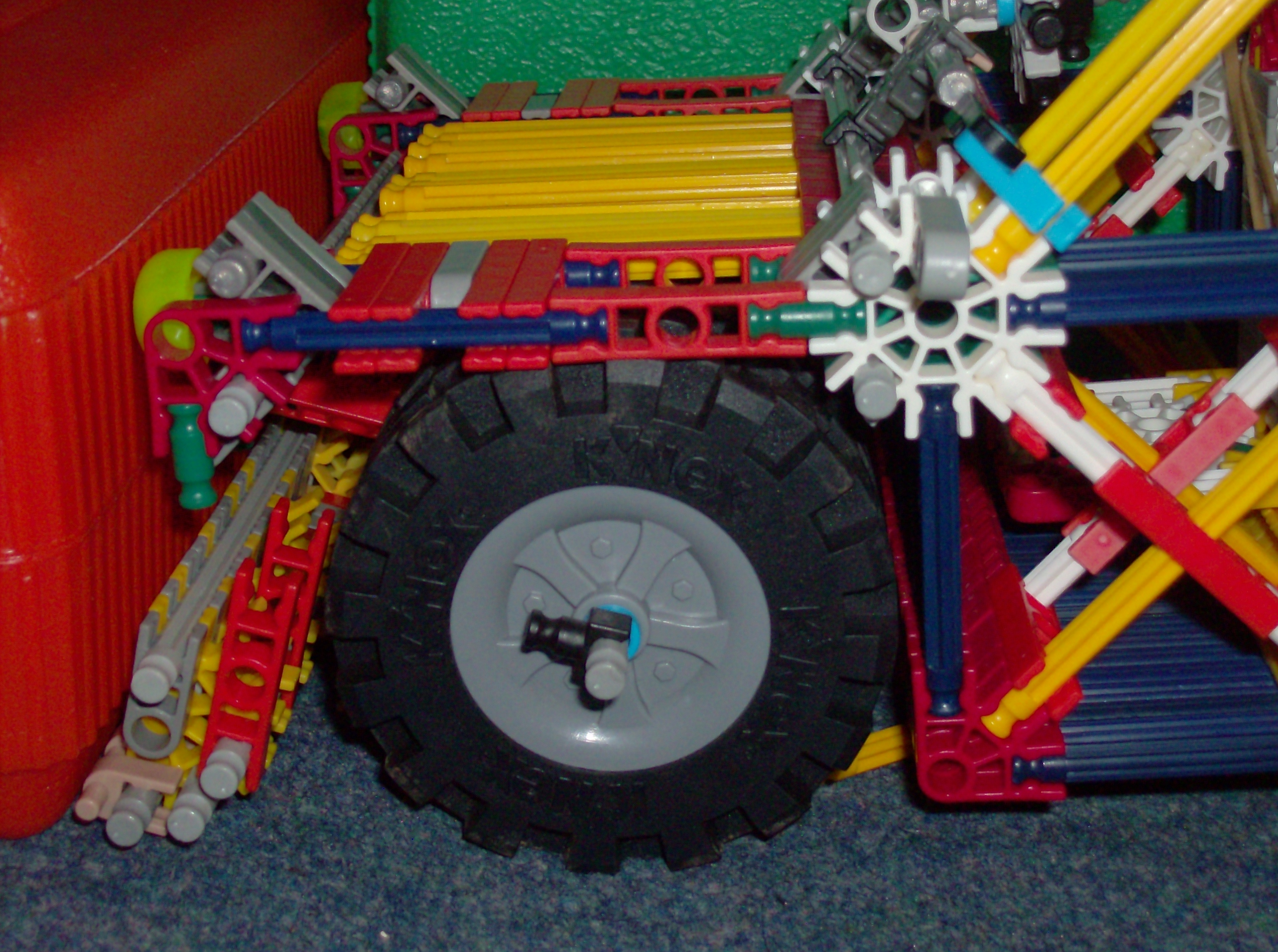 knex car crash.JPG