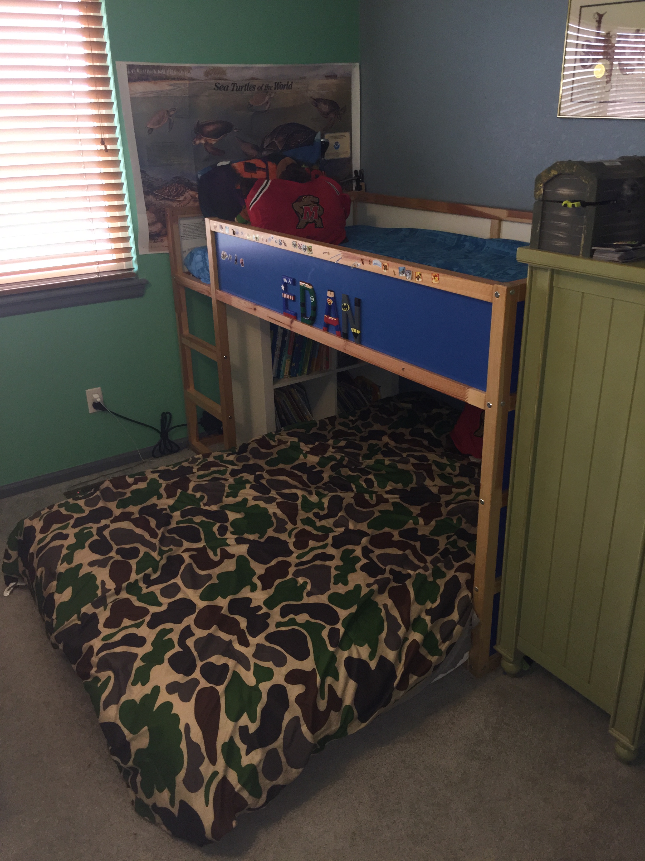 kura twin full bunk bed.JPG