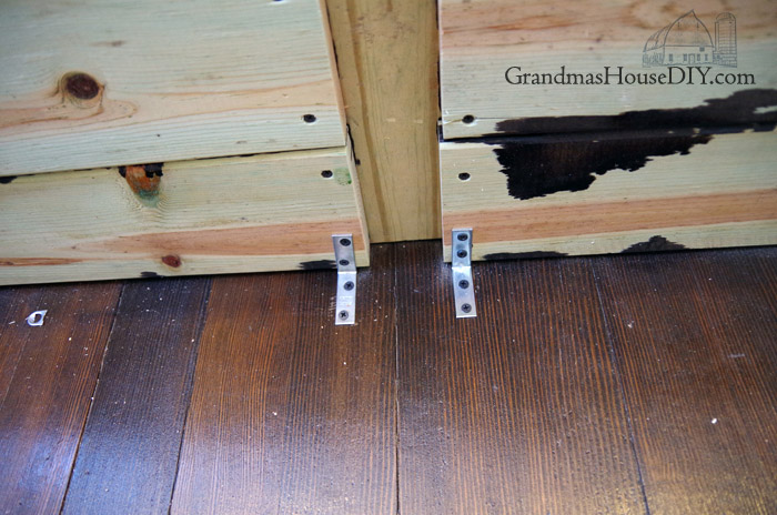 l-brackets-build-bed-frame.jpg