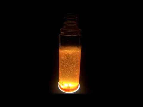 lava lamp using vinegar and Baking Soda