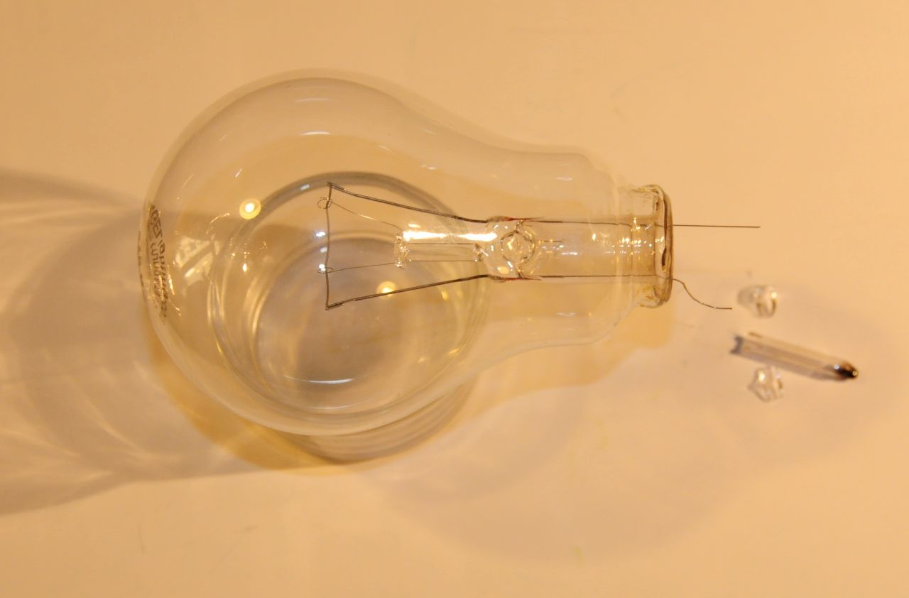 ledbulb11.jpg