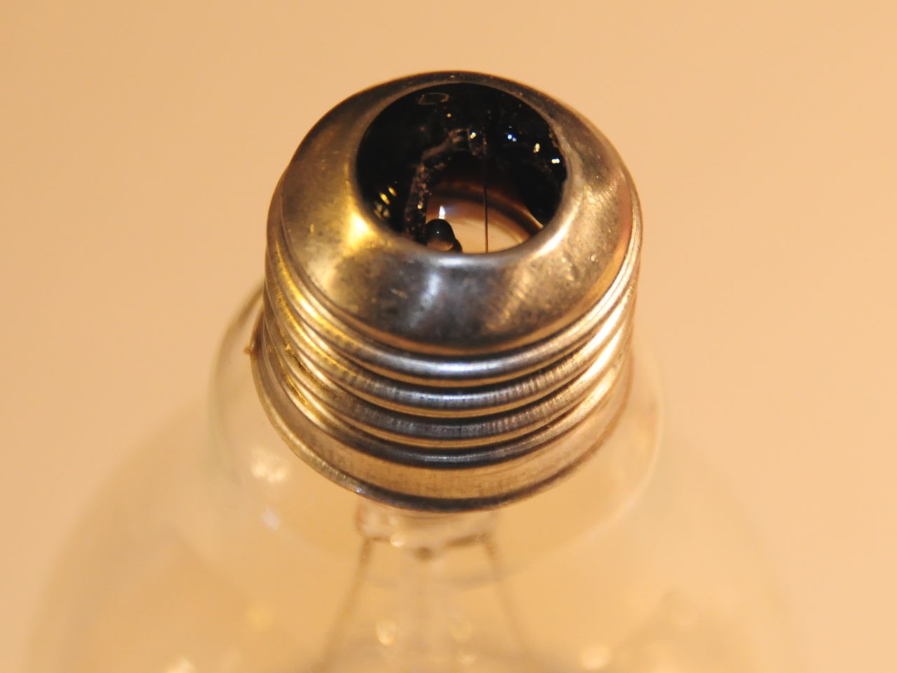 ledbulb4.jpg