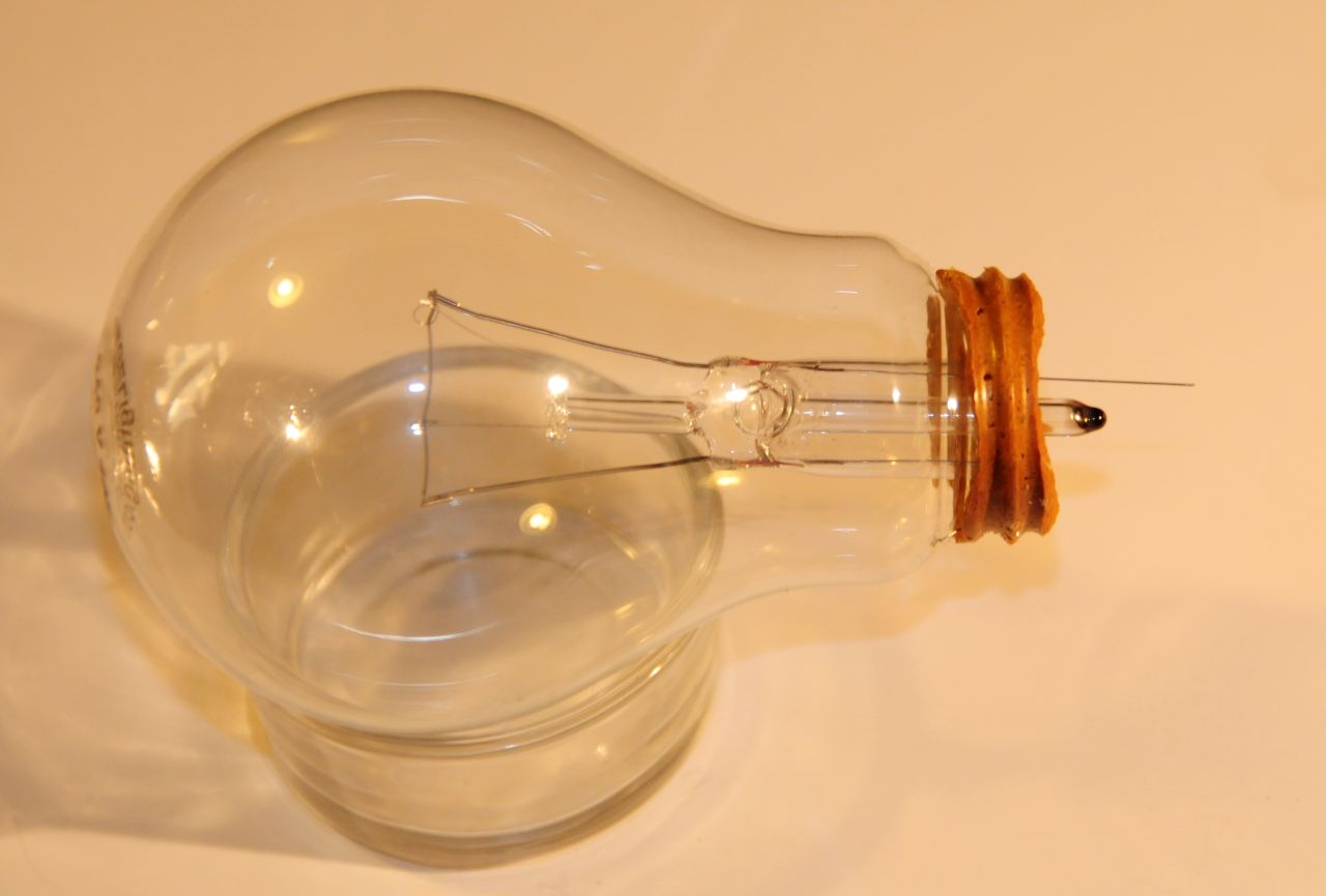 ledbulb8.jpg