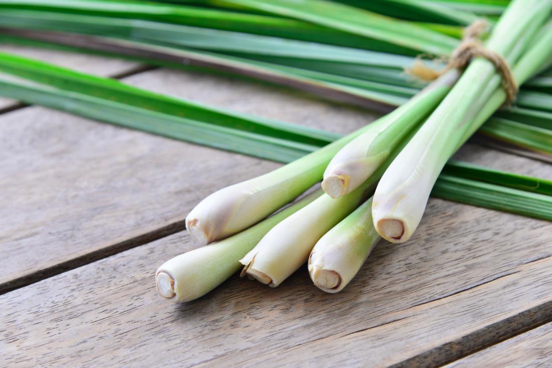 lemongrass-on-a-wooden-background.jpg