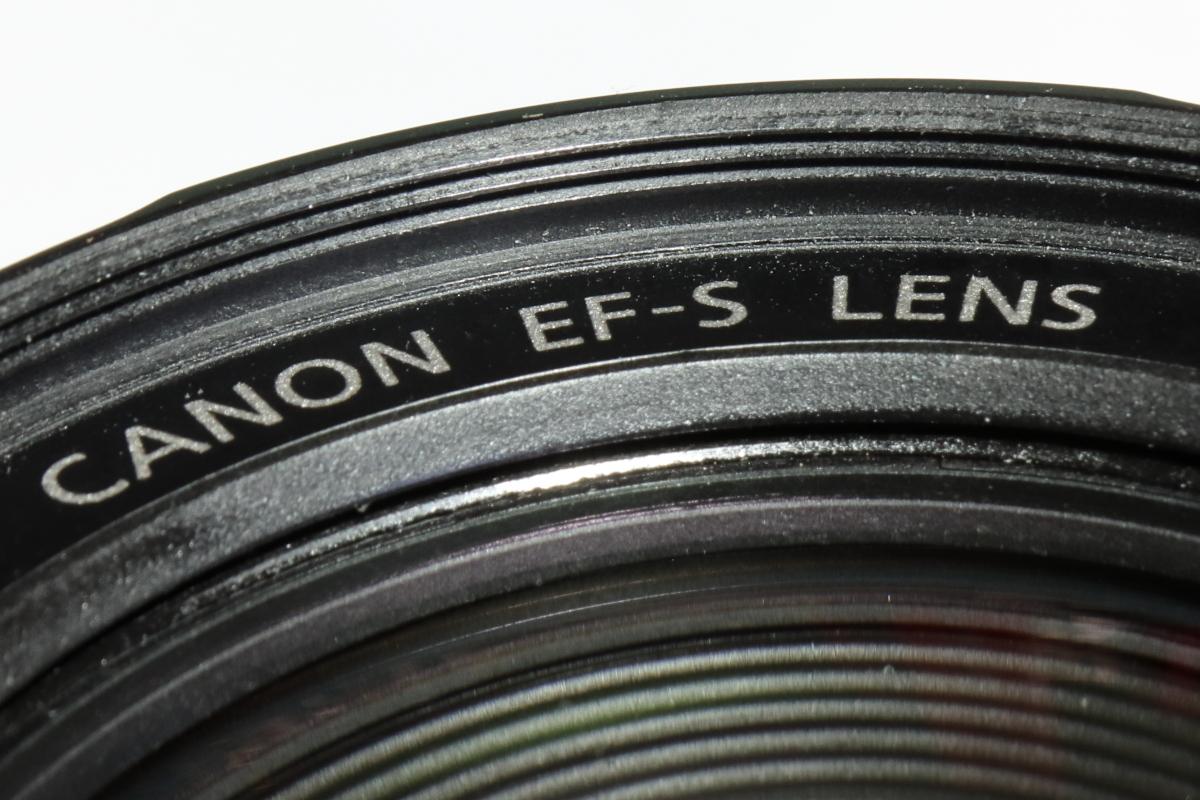 lens thread CU1.JPG