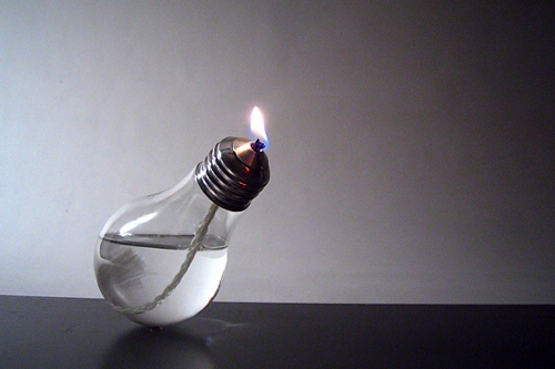 lightbulb-oil-lamp.jpg