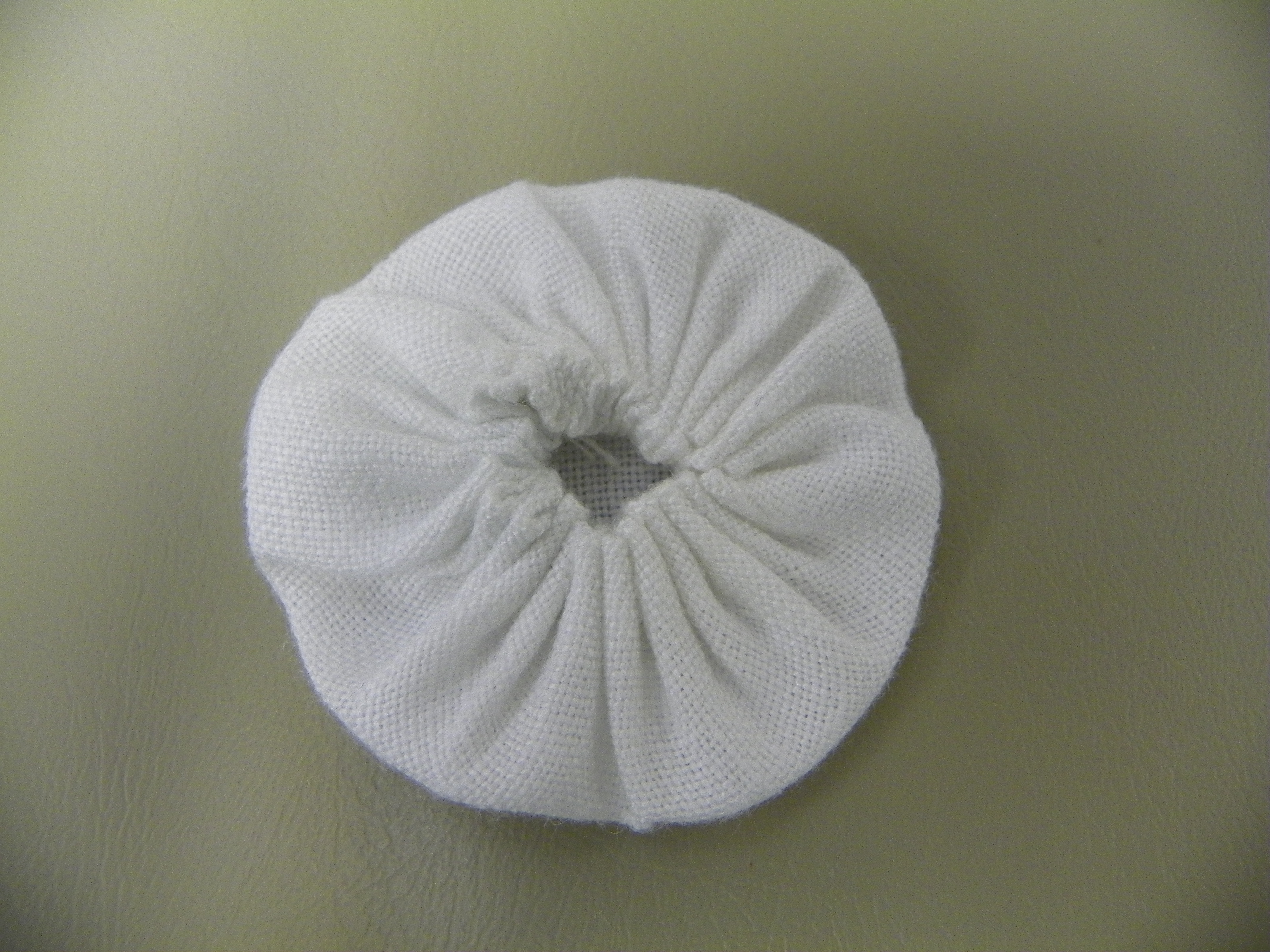 linen hat with roses 065.jpg