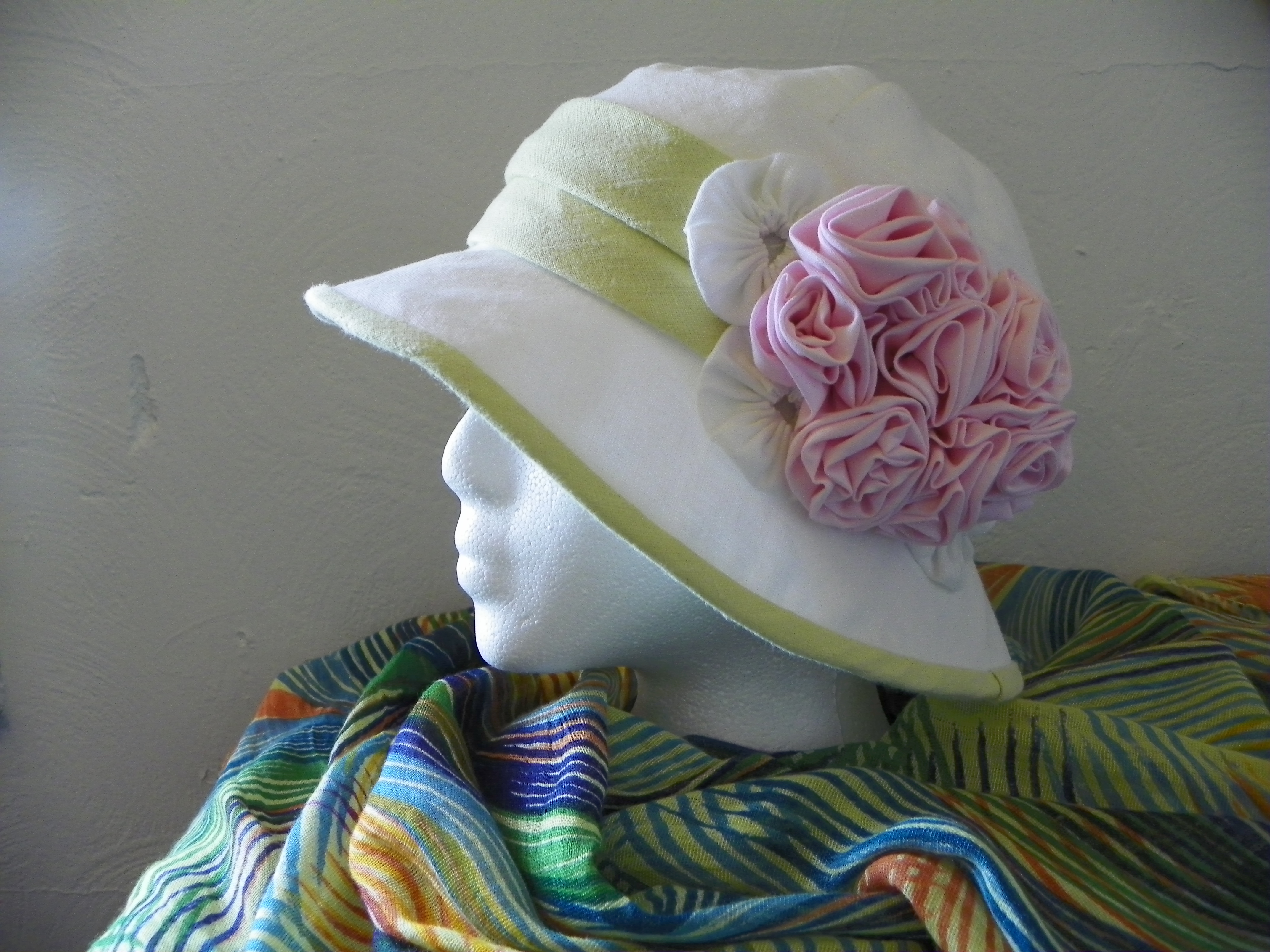 linen hat with roses 099.jpg