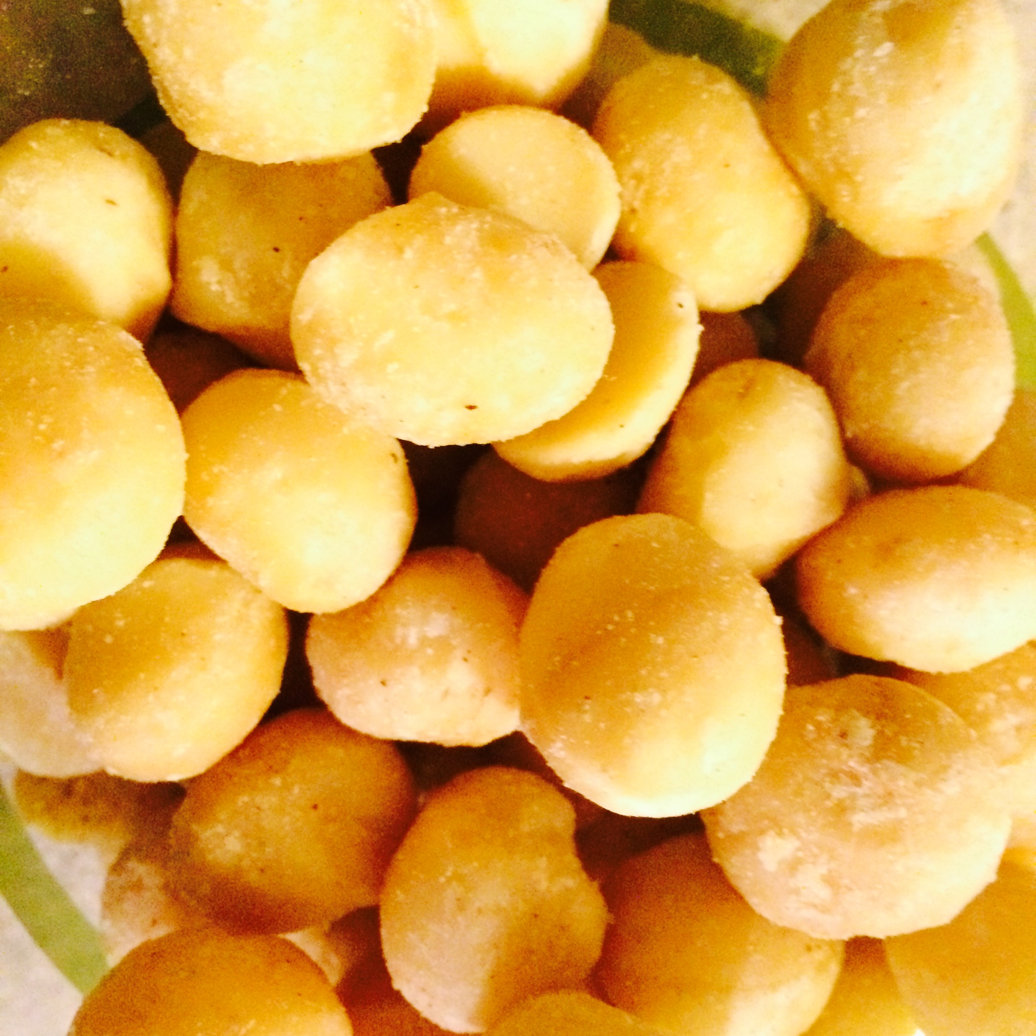 macadamia nuts.jpg