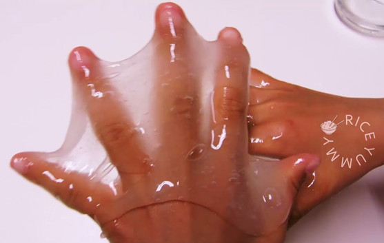 make_clear_slime_9.jpg