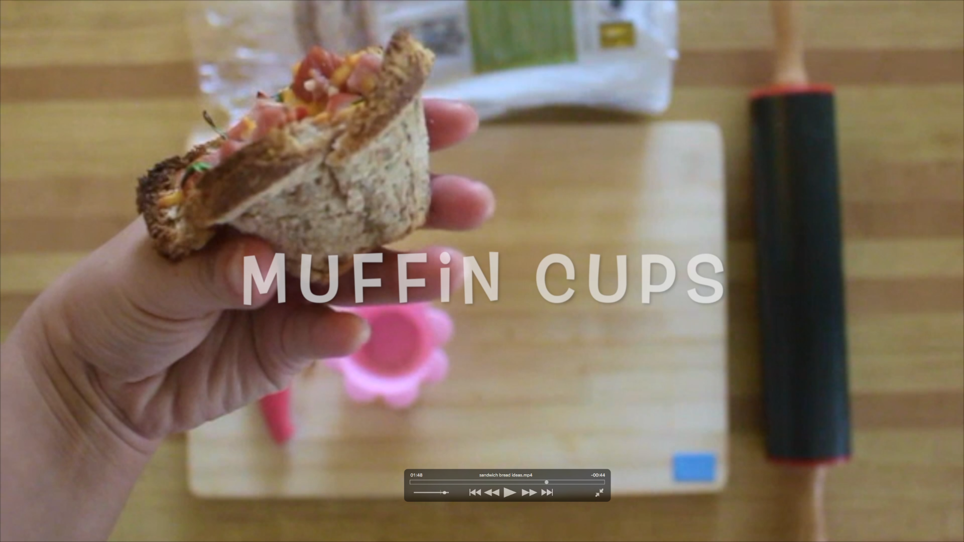 makemuffincupswithbread.png