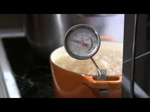 making maple syrup