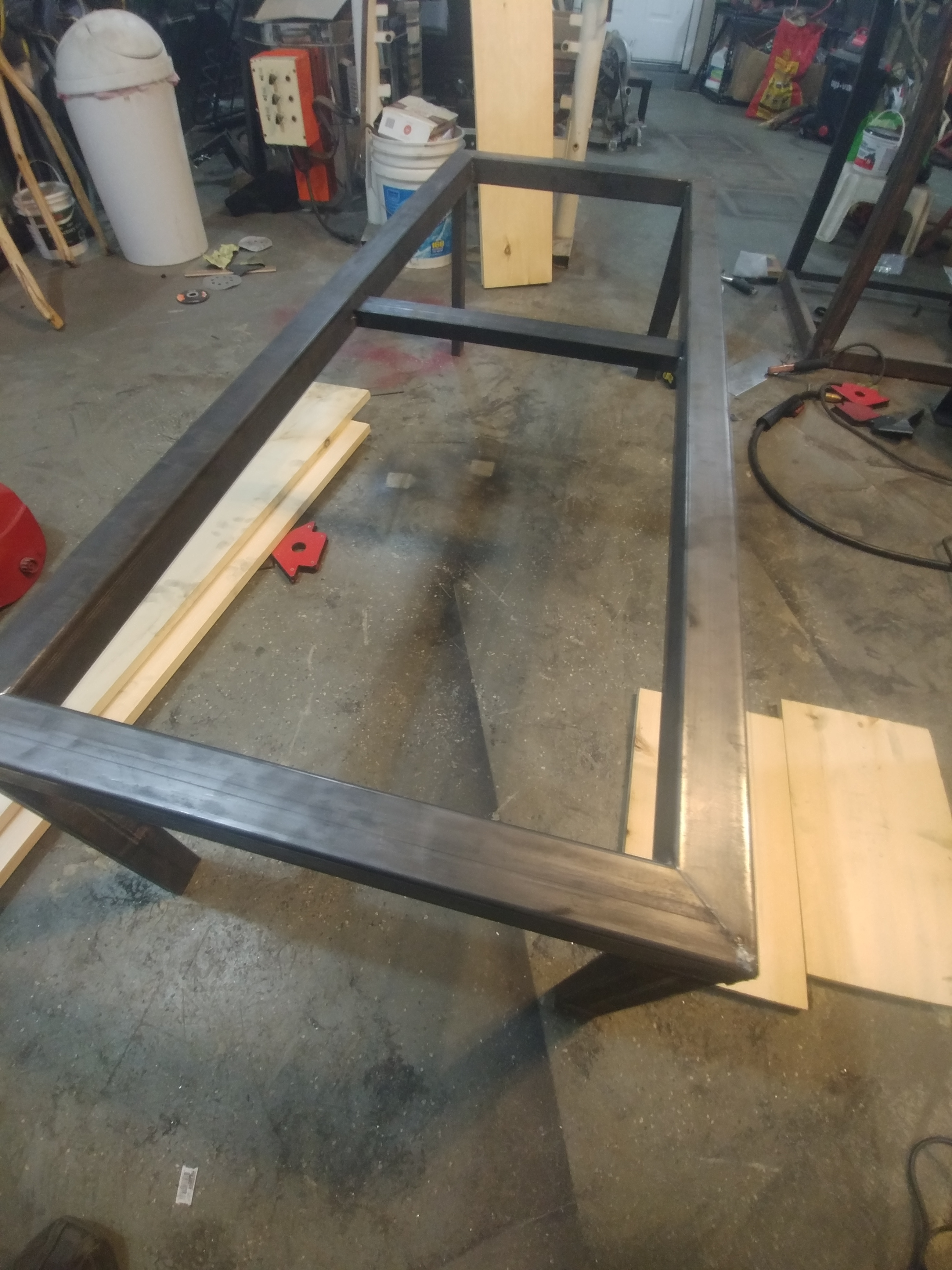 making-a-dinning-room-table-and-benches-for-my-living-room_38651648206_o.jpg