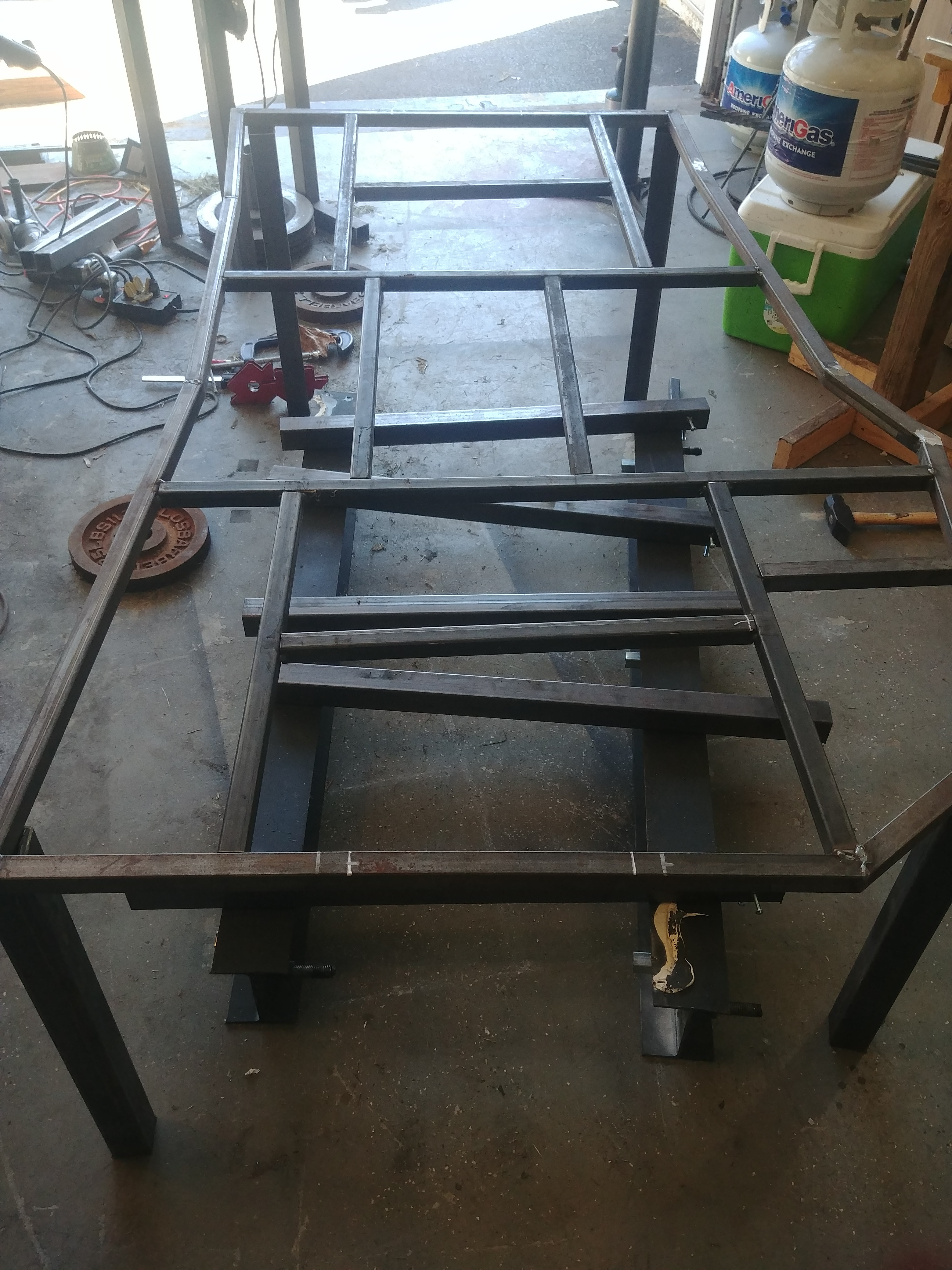 making-a-dinning-room-table-and-benches-for-my-living-room_38676336432_o.jpg