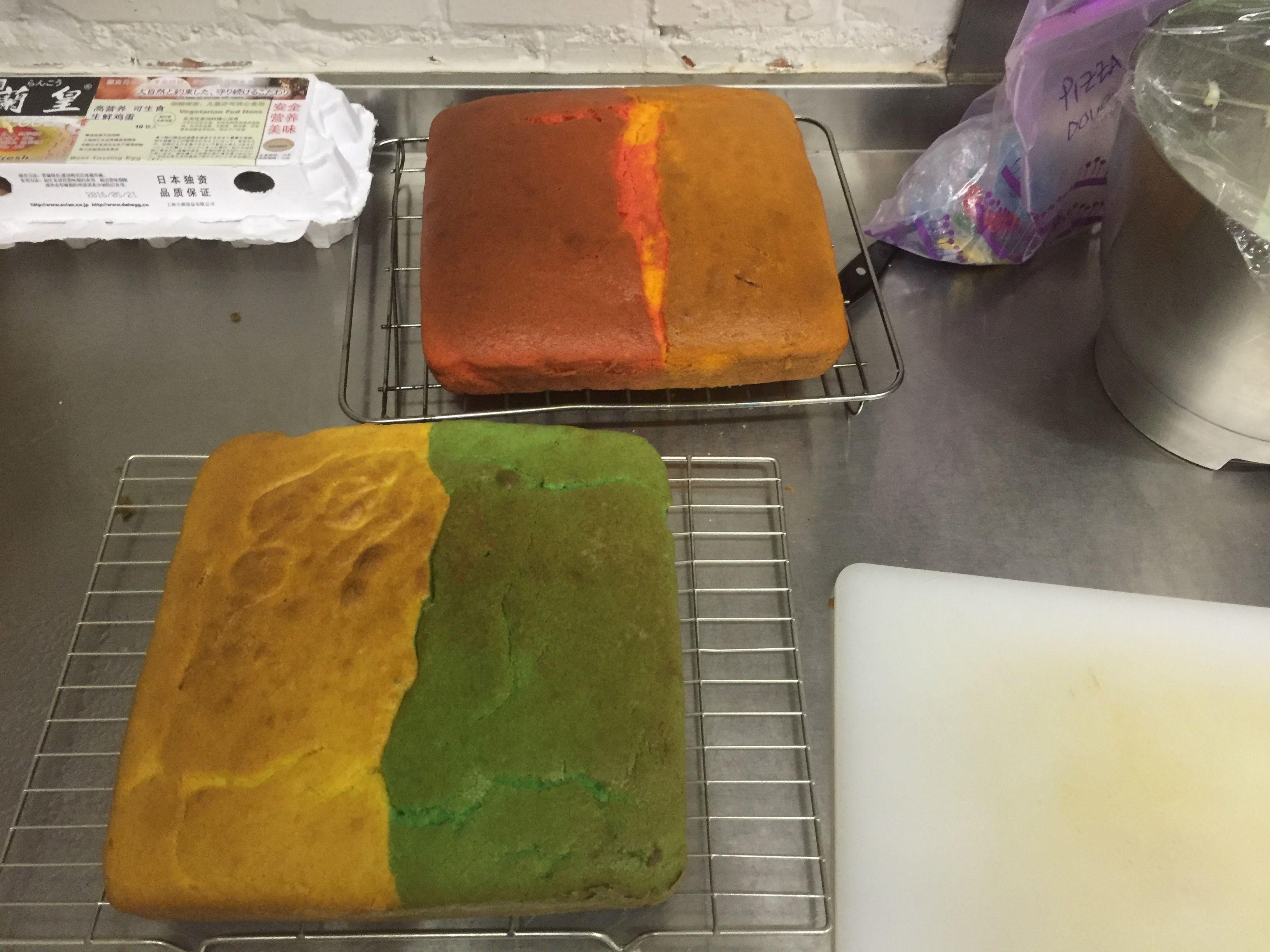 making_Rainbow_cake004.JPG