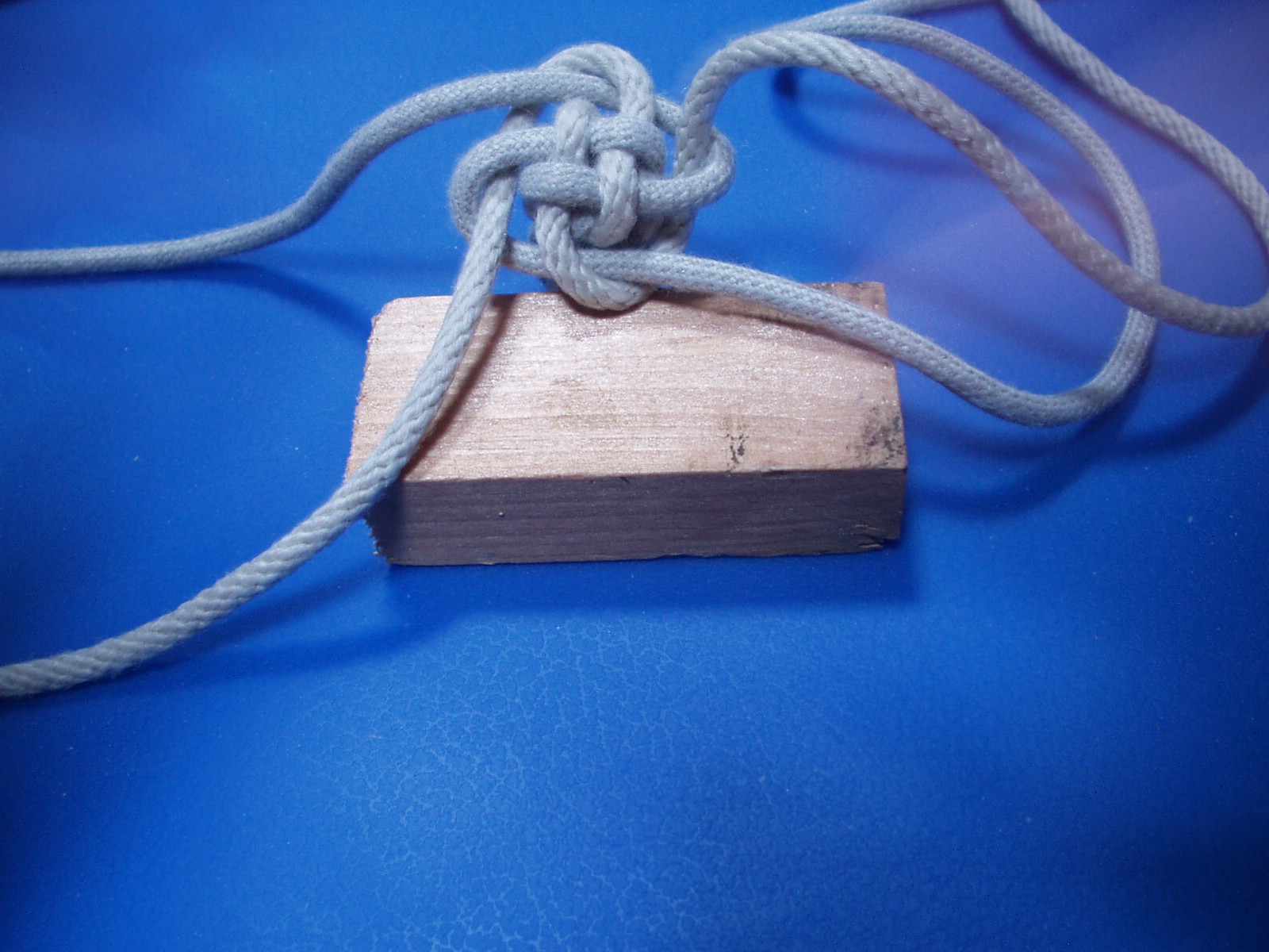 manrope knot 002.JPG