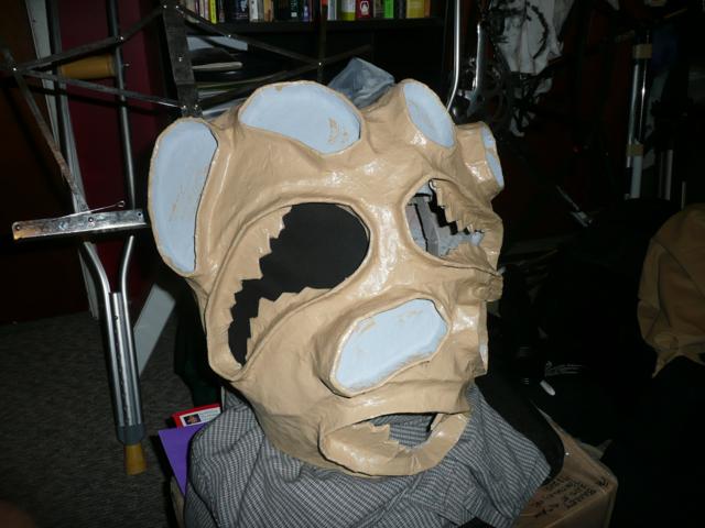 mask2008 224_640x480.jpg