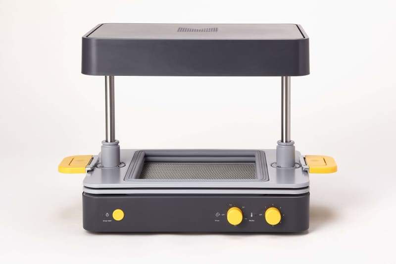 mayku-formbox-desktop-vacuum-forming-3d-printing-makyu-prototyping-former-cool-components_516_800x533.jpg