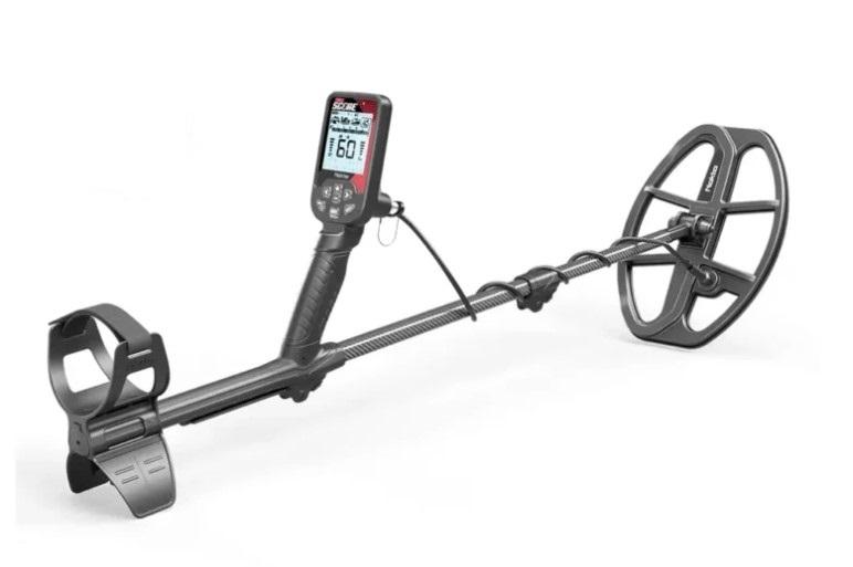 metal detector.jpg