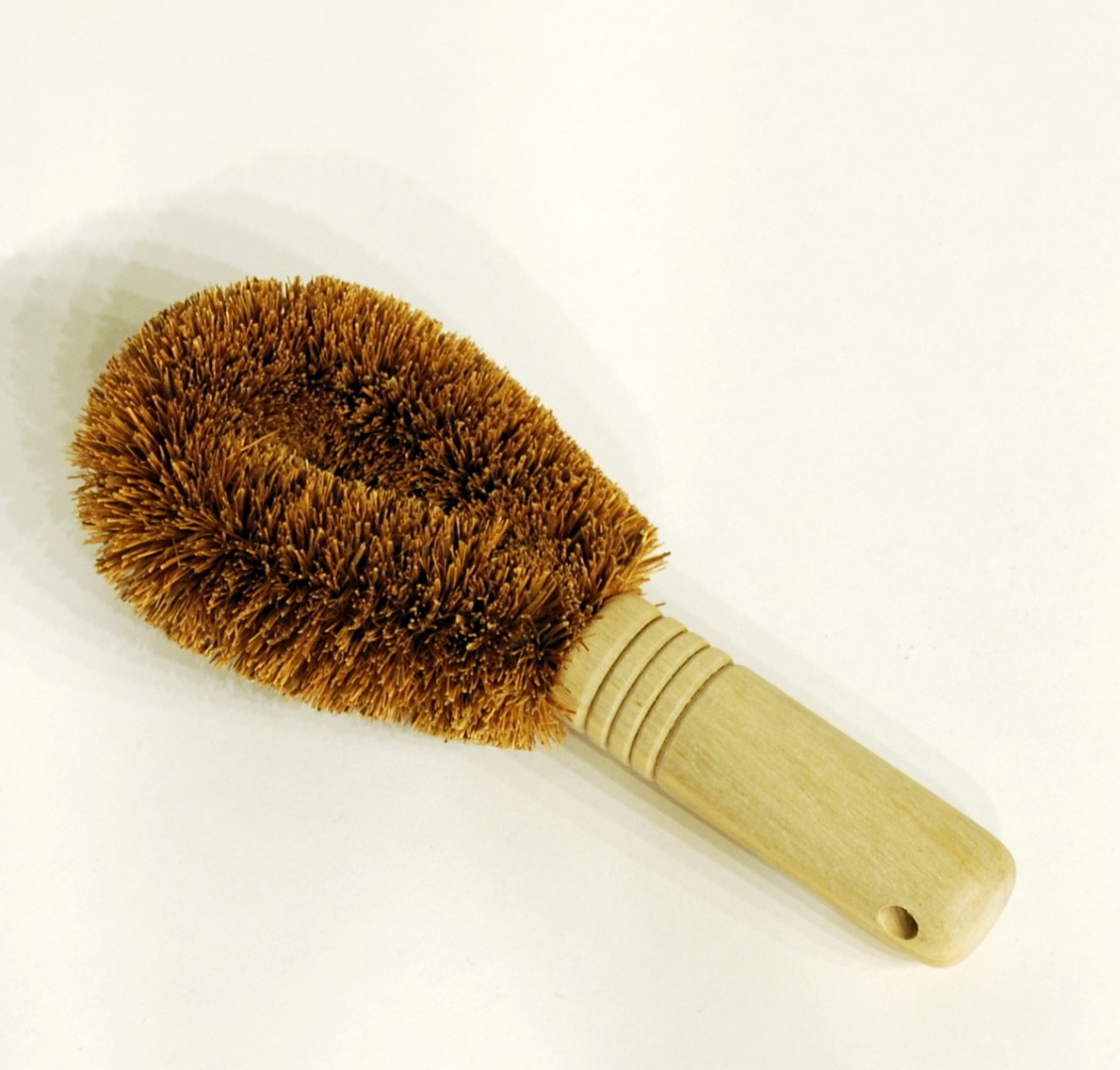 mini-sisal-bath-brush 1419x1355.JPG