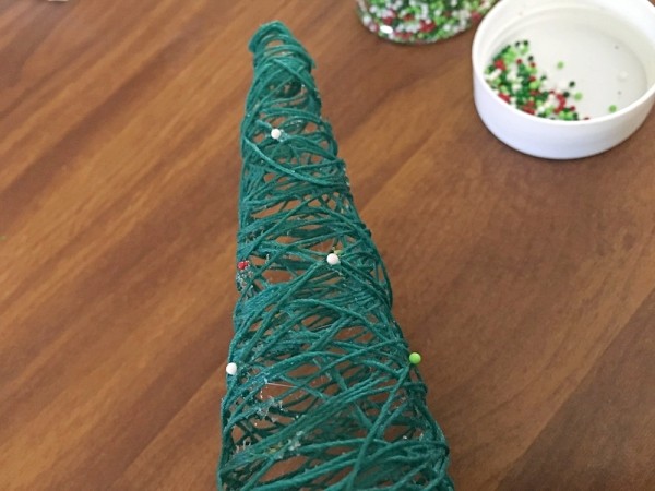 mini_string_christmas_tree_13_l9.jpg