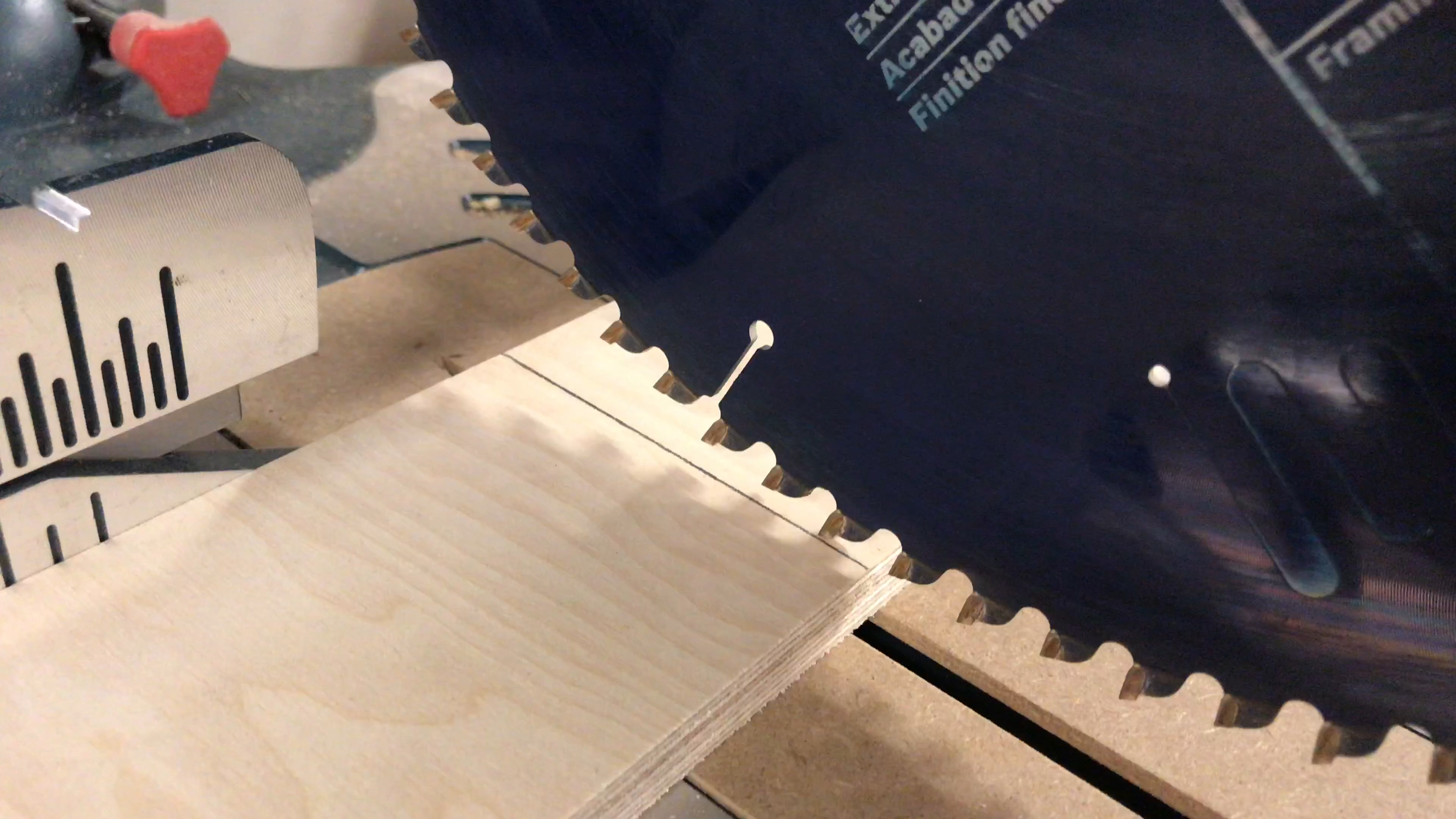 miter saw to line.jpg