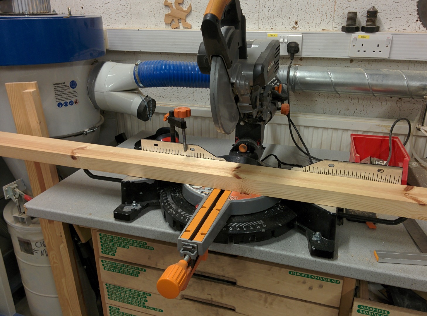 mitresaw.jpg