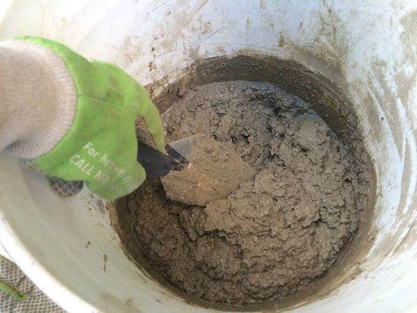 mixing concrete.jpg