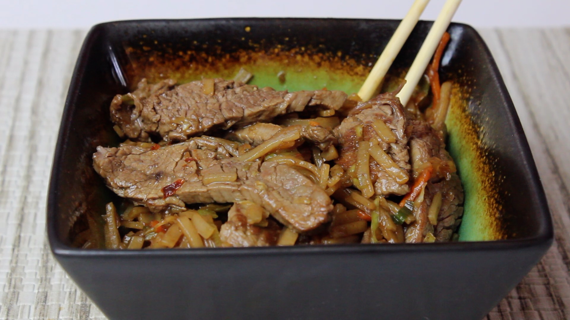 mongolian beef thumbnail.jpg