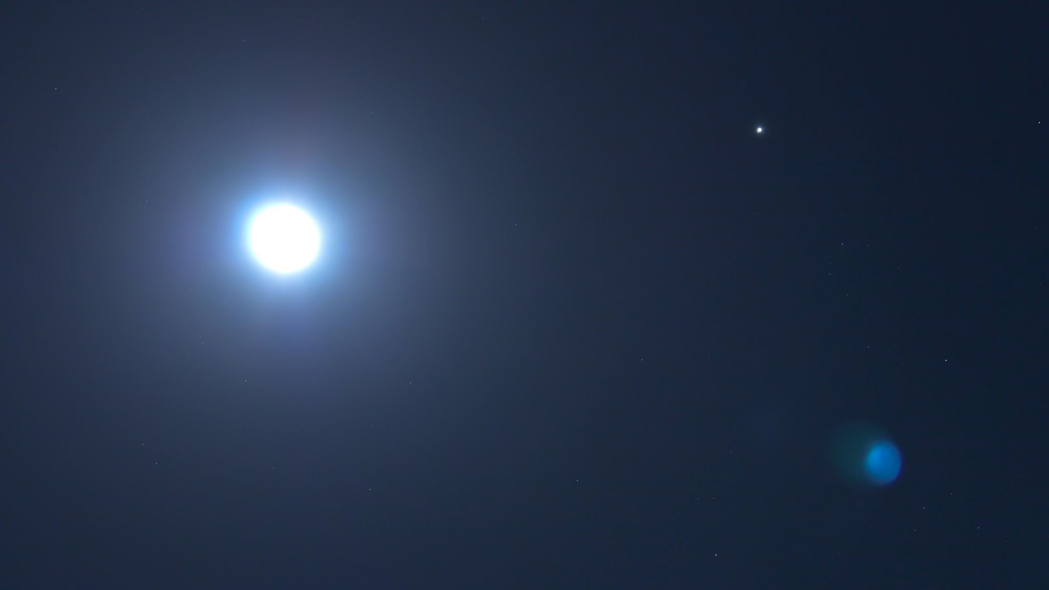 moon-and-jupiter-flare-3.jpg