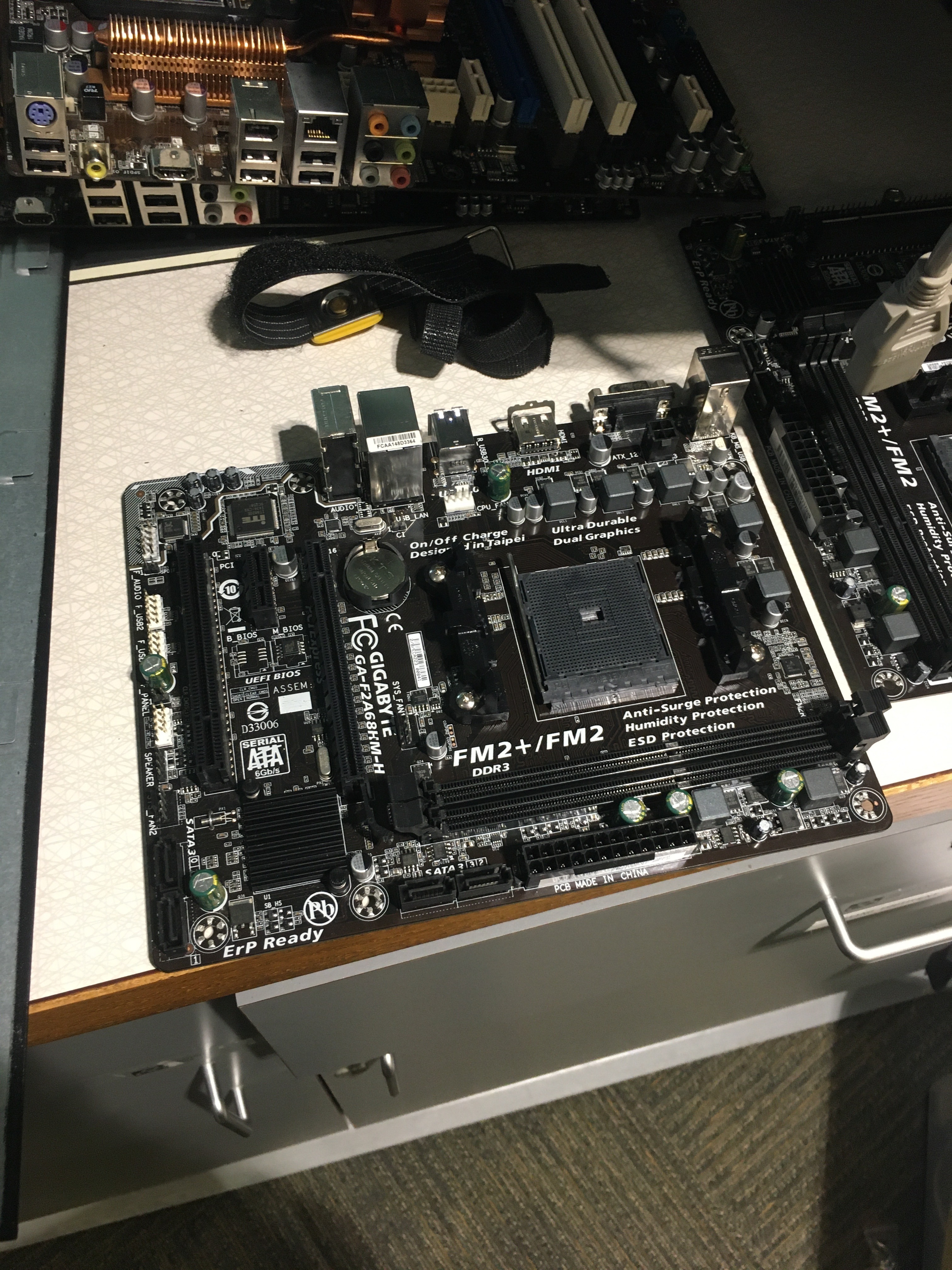 motherboard.JPG