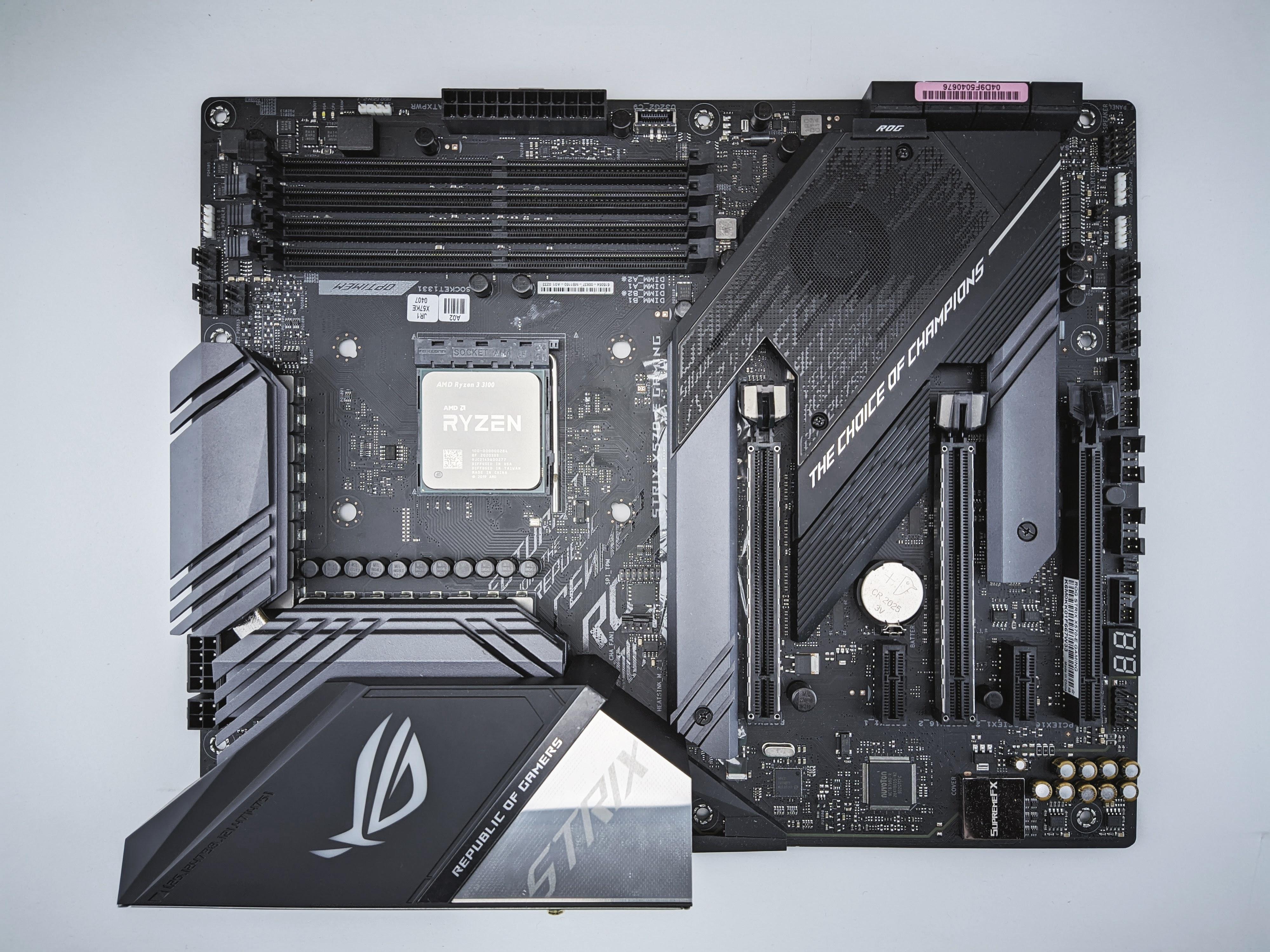 motherboard1.jpg