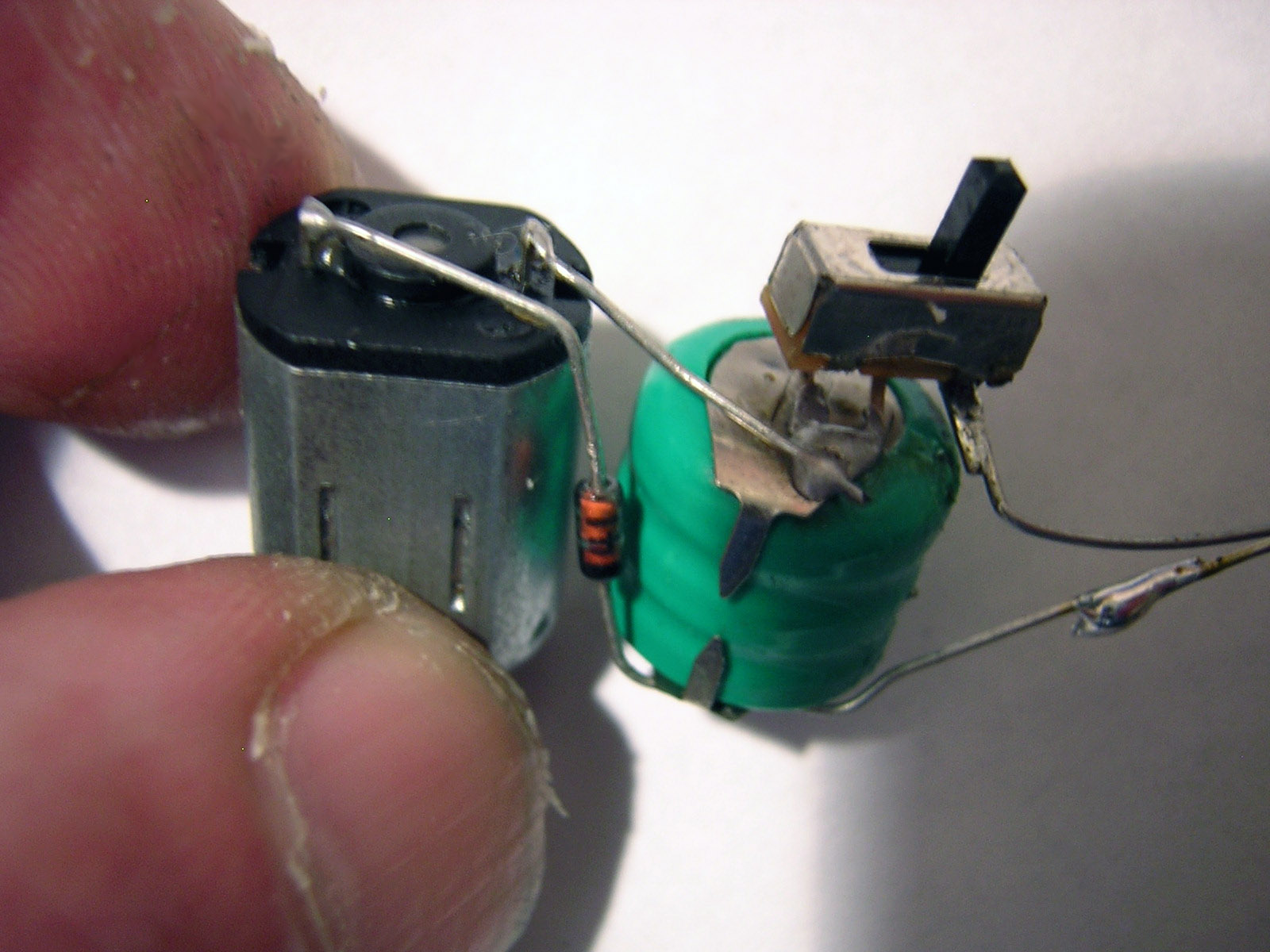 motor-battery-diode-switch.jpg