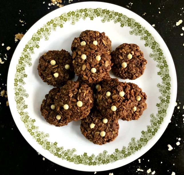 muesli cocoa cookies1.jpg