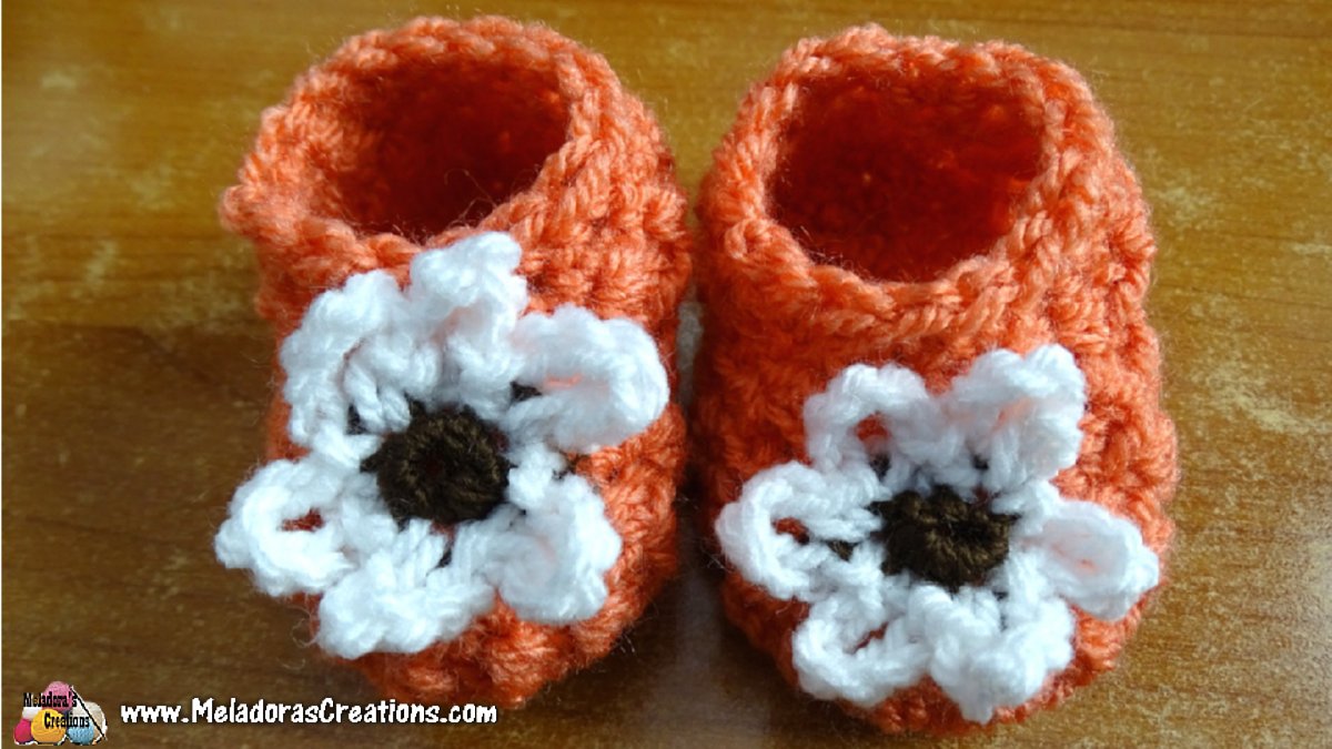 newborn crochet booties.jpg