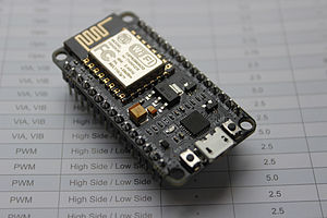 nodemcu_side.jpg