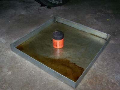 oil filter in pan.jpg