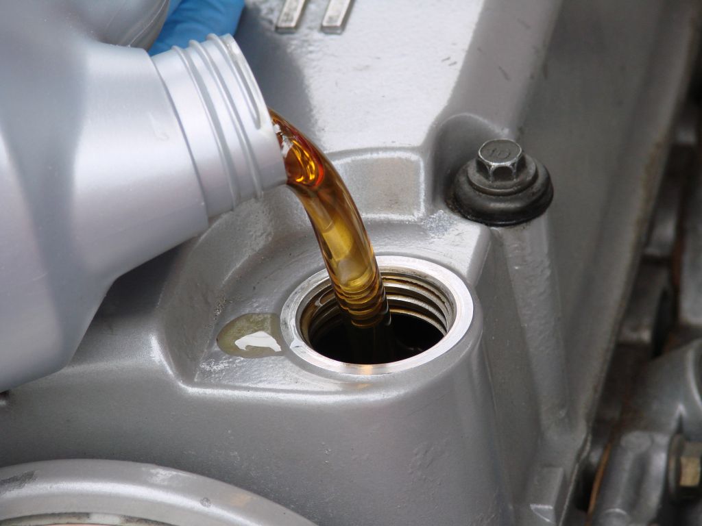 oil_change_02409.jpg