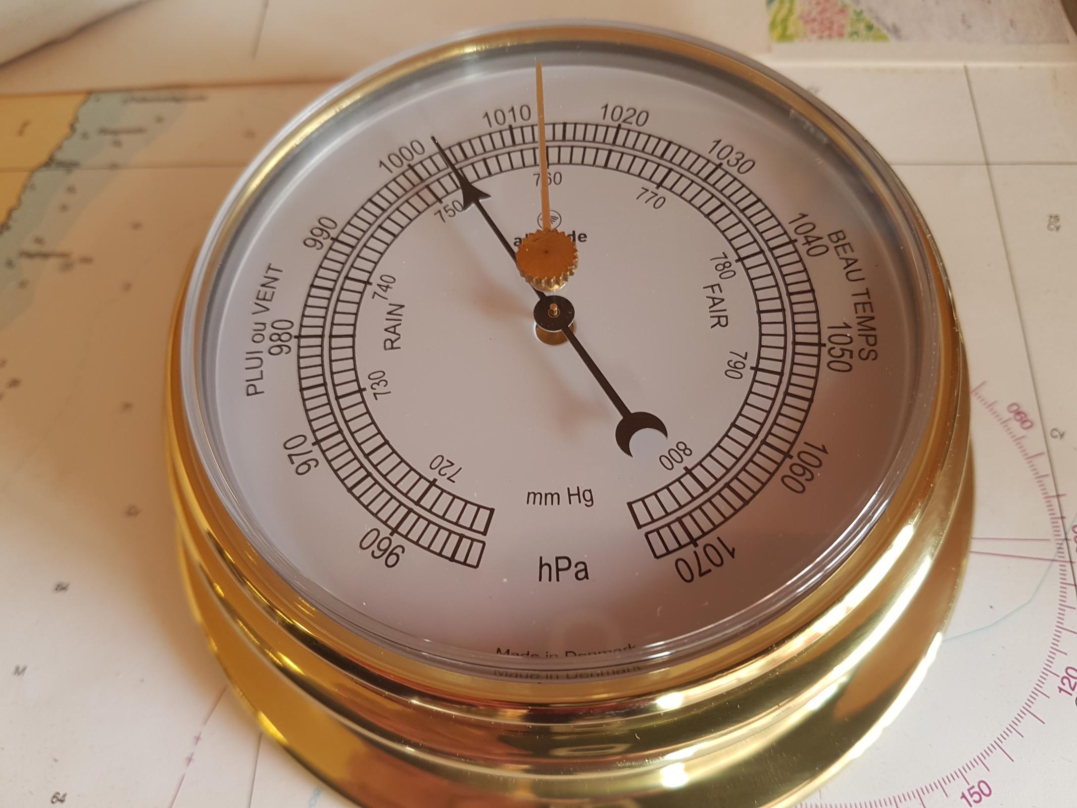 old-kind-of-barometer.jpg