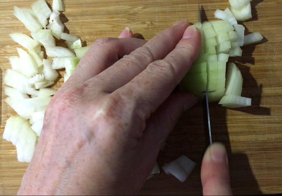 onion cutting.png