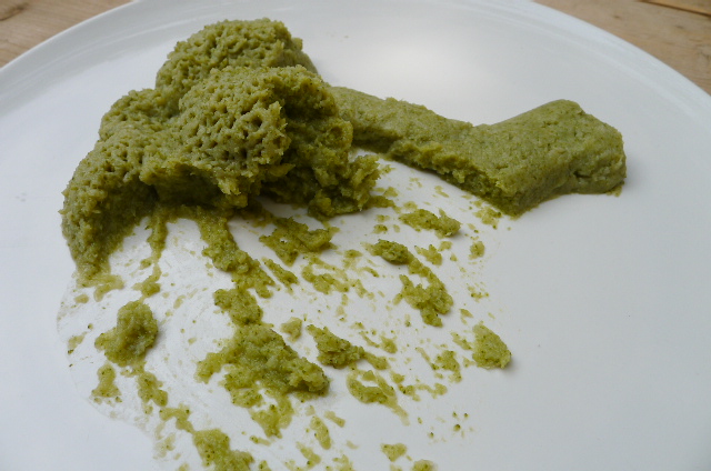 openproducts_-_broccoli_sculpture_-_eating_3.jpg