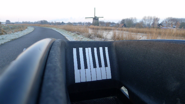 openproducts_piano-keys_CC_BY_keyboard_view_with_windmill.jpg