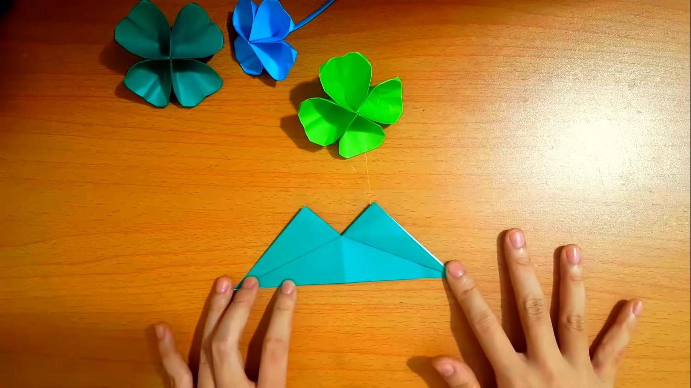origami clover 10.jpg